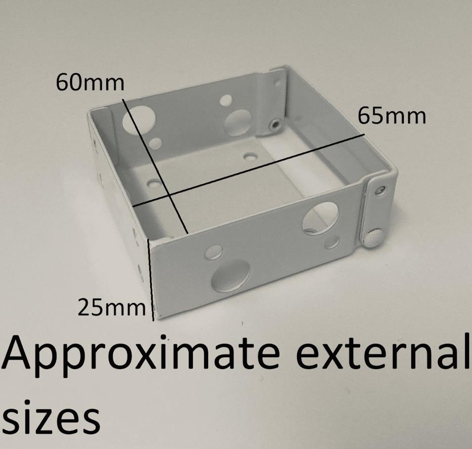 'Square Type' Metal Box Brackets for 50mm Venetian Blinds (Pack of 2)